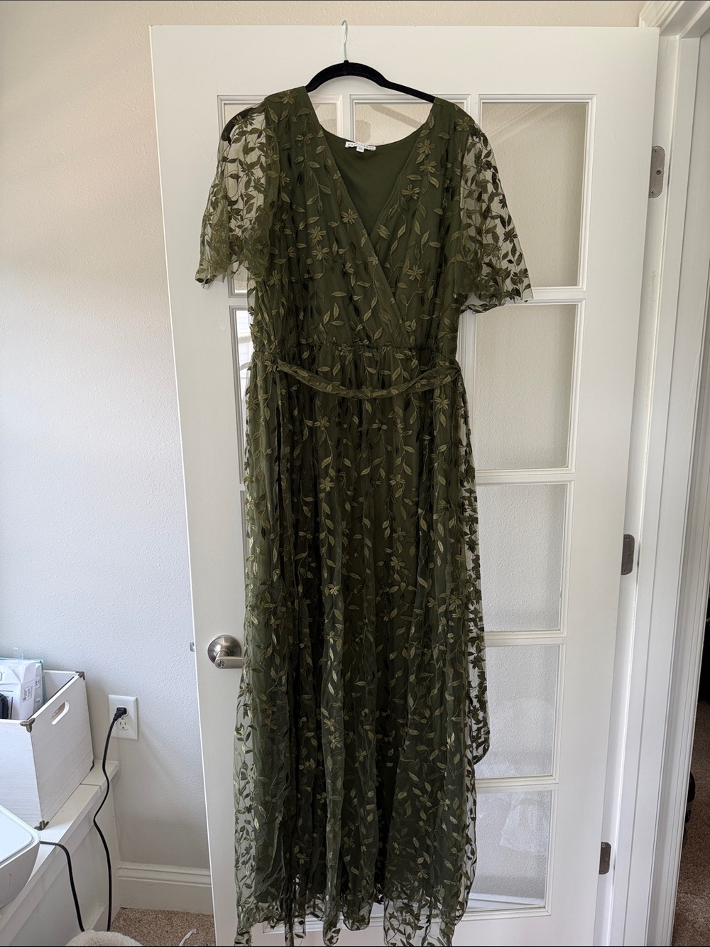 Baltic Born Olive Green Embroidered V-Neck Maxi Dress 1Xl - Picture 2 of 4